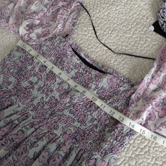 NWT Maison Tara Size 6 Pink Navy Floral Square Neck Smocked Boho Flounce… - Picture 9 of 15